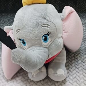 Disney‎ Store Dumbo 18 Inch Soft Plush Feather Hat Ears Laying Elephant Gray